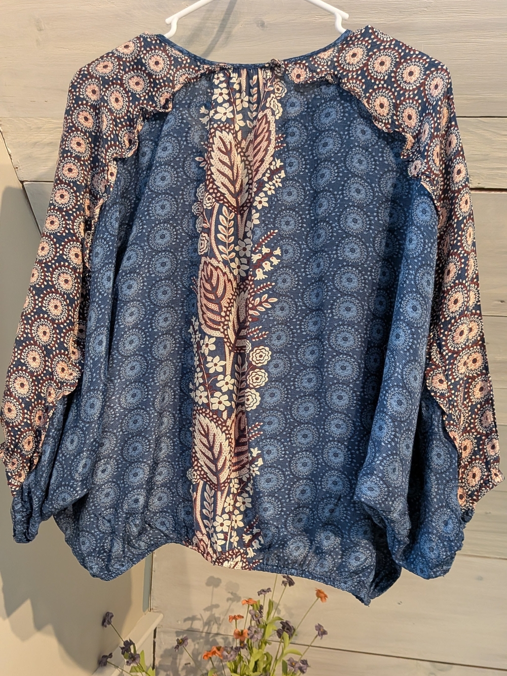 Maeve By Anthropology Blue Mixed Floral Raglan Blouse